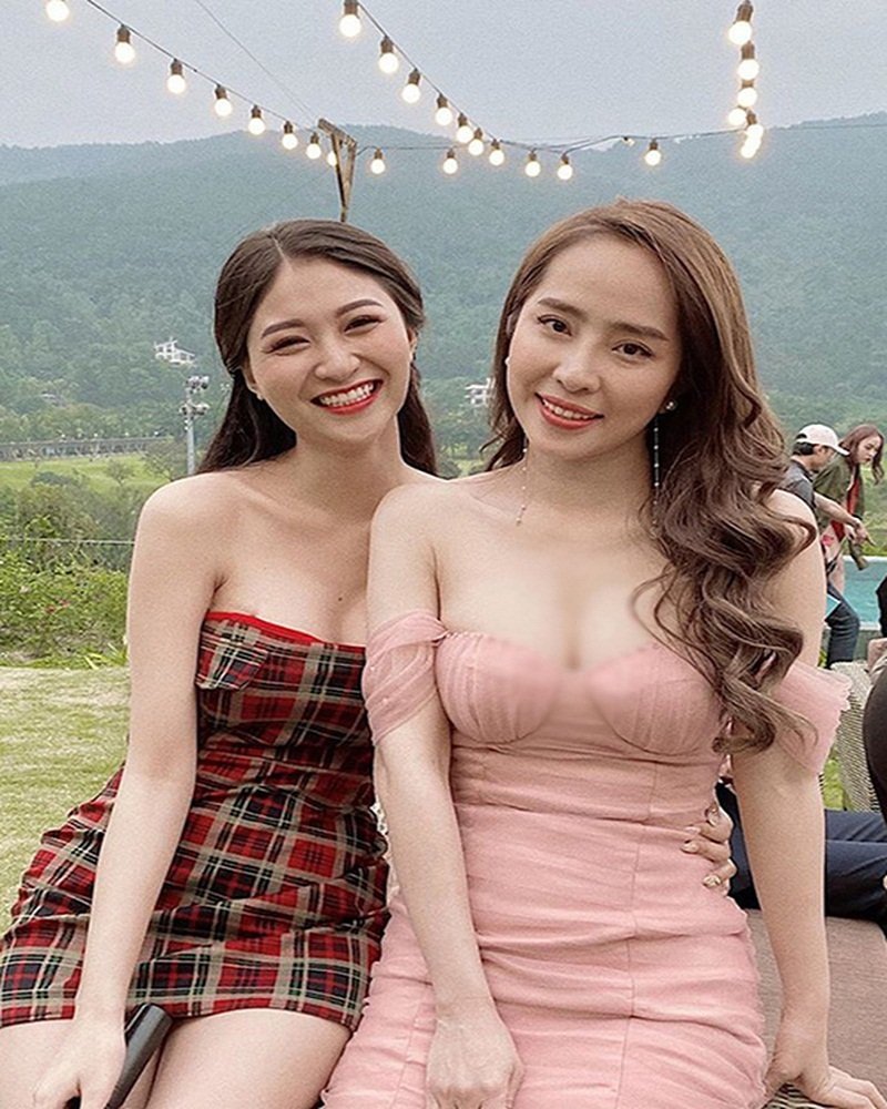 Thư Vũ và 'cá sấu chúa' Quỳnh Nga.
