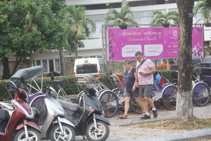 Mới đây, ông Phan Ngọc Thọ, Chủ tịch UBND tỉnh Thừa Thiên Huế đề nghị tại các chợ phải giám sát việc mang khẩu trang, có bảng thông báo 