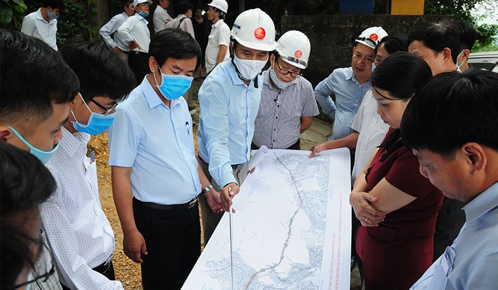 Giải quyết các vướng mắc chưa thể triển khai thi công tại phía Nam Cầu Tuần.