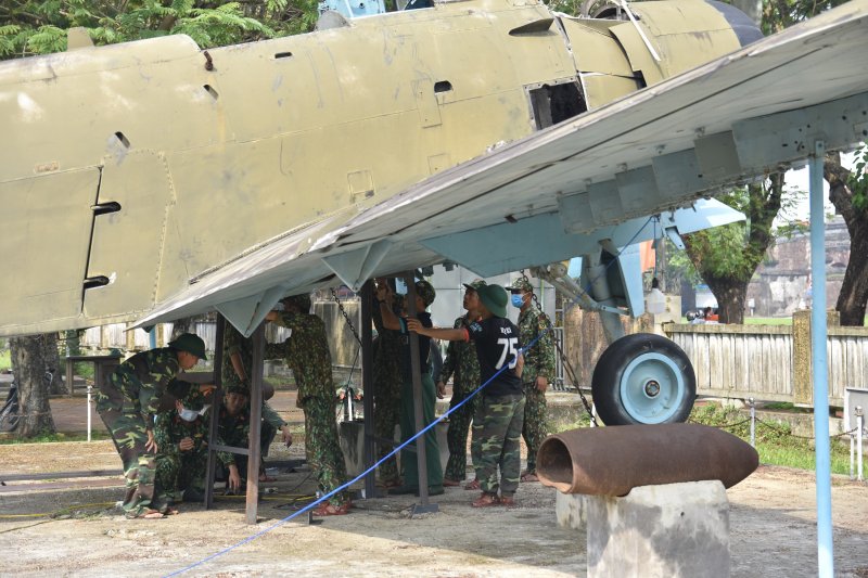 Sau khi tháo dỡ xong, cơ quan chức năng sẽ tiến hành di dời về địa điểm mới. Thời gian di chuyển sẽ ưu tiên vào ban đêm nhằm tránh ảnh hưởng đến việc đi lại của người dân.