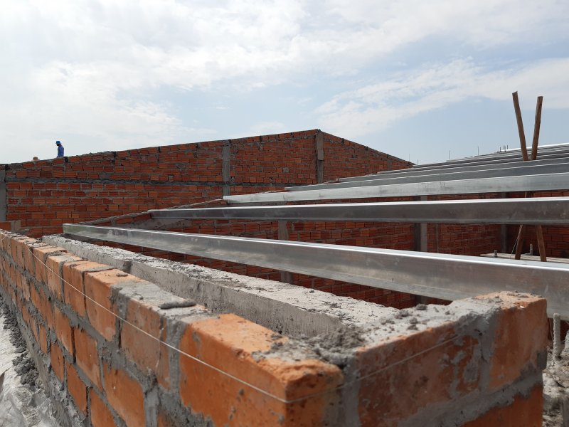 Nhằm phục vụ tốt nhất cho người dân khi đến nơi ở mới, ông Phan Ngọc Thọ, Chủ tịch UBND tỉnh Thừa Thiên Huế cho biết: “Tỉnh sẽ vận động nhiều nguồn để xây dựng nhà trẻ hiện đại, khu vui chơi giải trí và các tiện nghi khác”. Ảnh: Tuấn Hiệp.