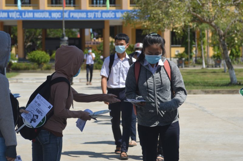 Được biết, kỳ thi tốt nghiệp THPT năm 2020 trên địa bàn tỉnh có 12.576 thí sinh đăng ký dự thi, được bố trí tại 35 điểm thi với gần 600 phòng thi.