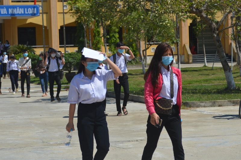 Công tác thi được đảm bảo an toàn, không có thí sinh vi phạm quy chế.