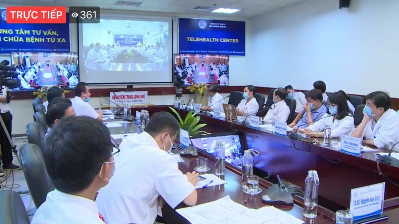 Đầu cầu Bệnh viện Trung ương Huế.