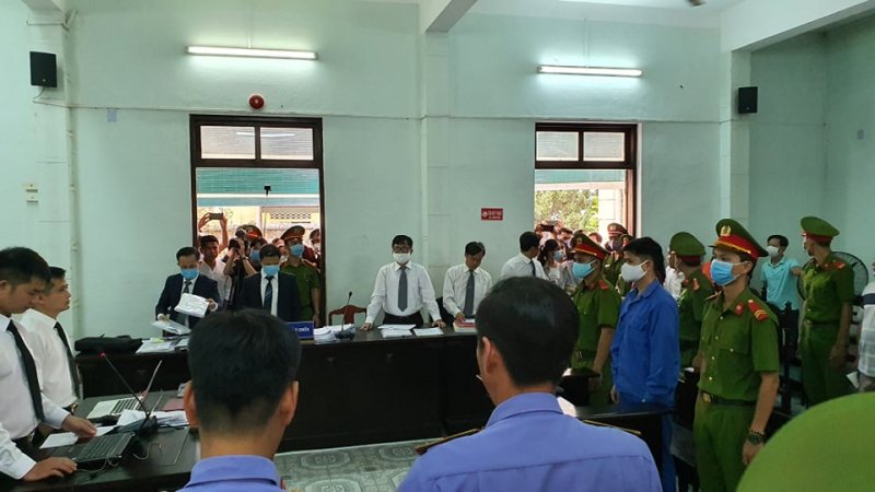 Bị cáo Phương trước khi bị bắt giữ từng là bác sĩ khoa Da liễu, Bệnh viện Trung ương Huế.