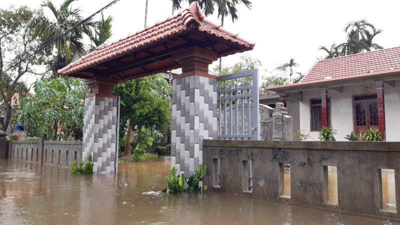 Mưa không ngớt. Ảnh: Tuấn Hiệp.