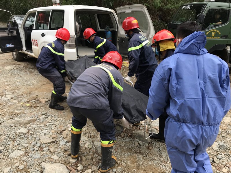 Trong ngày 23/10, có 2 thi thể được tìm thấy.