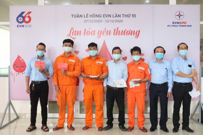 Tuần lễ hồng EVN lần thứ VI (7/12 - 13/12).