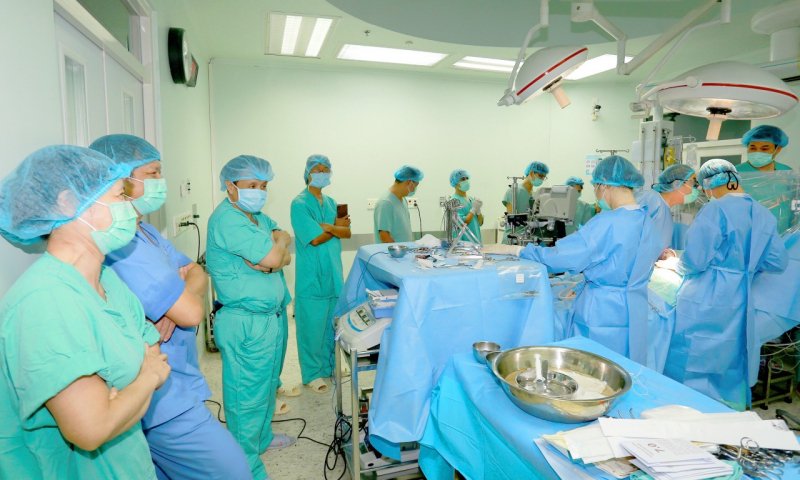 Ca ghép tim được thực hiện tại Bệnh viện Trung ương Huế. Ảnh: BVCC