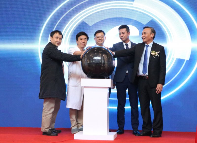 Tiết kiệm thời gian thanh toán với giải pháp thanh toán dịch vụ y tế trực tuyến tại BV Trung ương Huế.