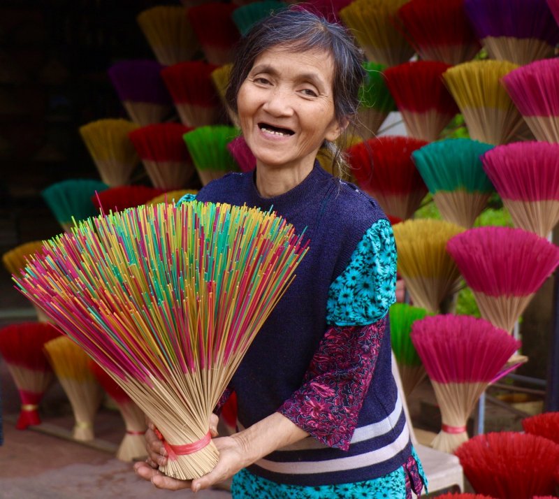 Những tháng giáp Tết, các cơ sở sản xuất bận rộn hơn cả.