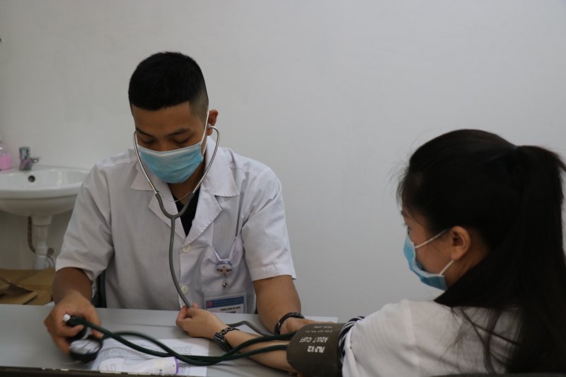 Khám sàng lọc.