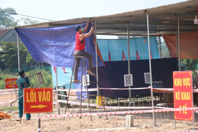 Việc này được thực hiện sau khi tỉnh Thừa Thiên Huế ghi nhận có ca nhiễm Covid-19.