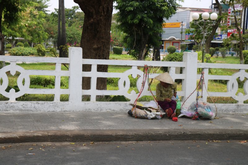Để đảm bảo sức khỏe, người dân cần hạn chế di chuyển hoặc lao động ngoài trời trong khoảng thời gian từ 11h-15h.