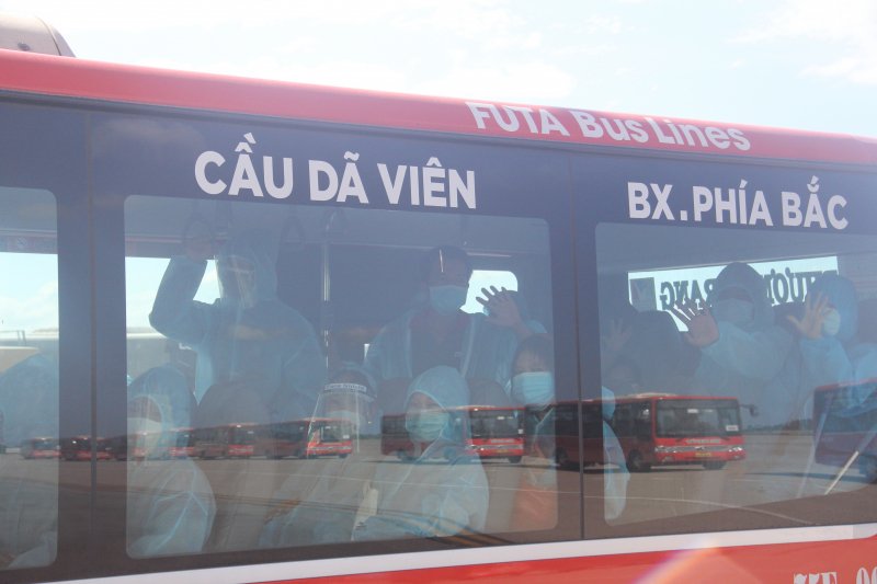 Niềm vui trở về quê nhà...