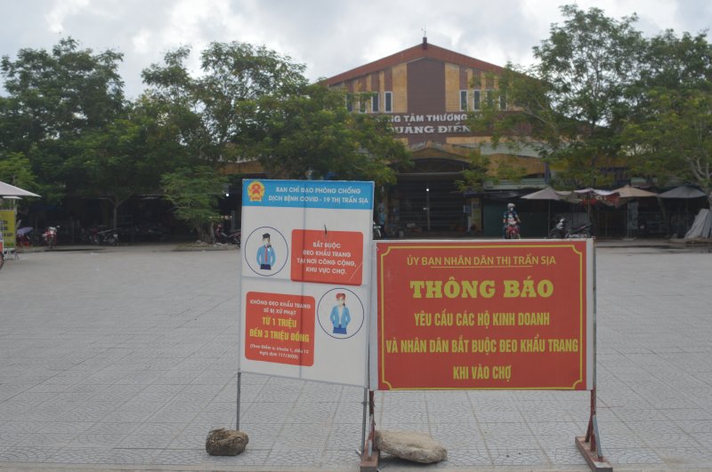 Chợ truyền thống, Trung tâm thương mại, cửa hàng tạp hóa trong khu dân cư được hoạt động, nhưng phải đảm bảo các quy định phòng, chống dịch...
