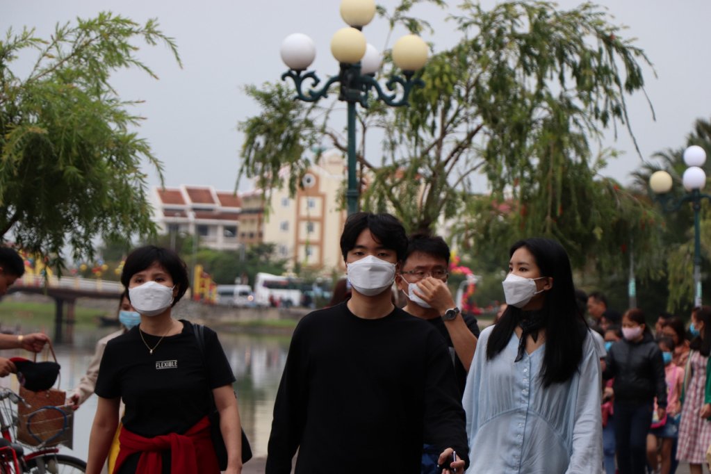 Hội An có rất đông du khách đến tham quan mỗi ngày.
