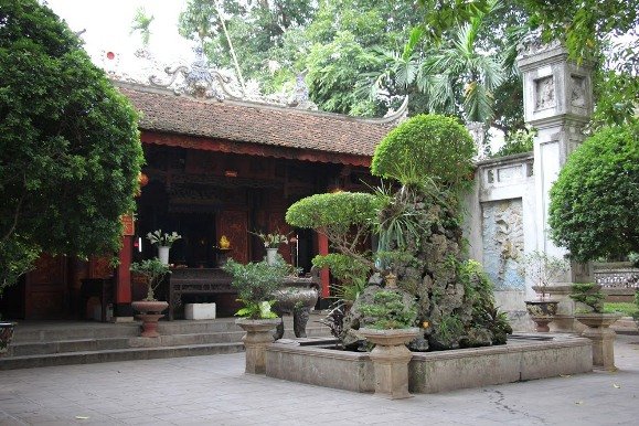 chinh dien Den Quan Thanh