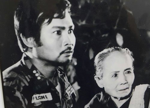  Lý Huỳnh trong vai Đại úy Long, phim Mùa gió chướng