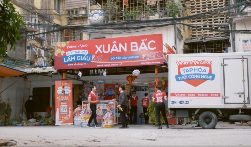 VinShop mang lại những công cụ hữu hiệu và các giải pháp tài chính ưu việt giúp các chủ tạp hóa “nhẹ gánh” hơn dịp Tết.