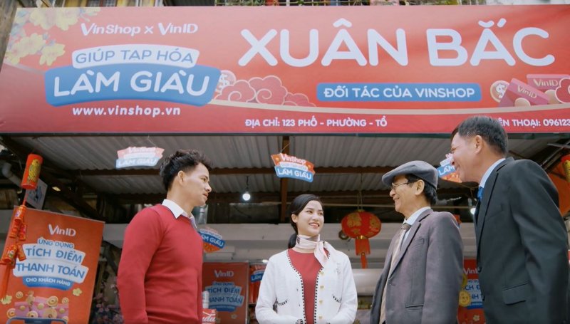 Nhờ liên kết VinShop, Xuân Bắc làm giàu từ chính tiệm tạp hóa của mình.