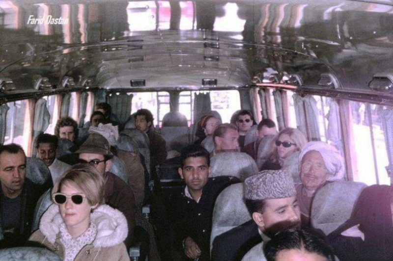 Những hình ảnh về Afghanistan cách đây hàng chục năm cho thấy Afghanistan từng phát triển như thế nào trước khi chìm vào bóng tối, bạo lực và chiến tranh như hiện nay.
