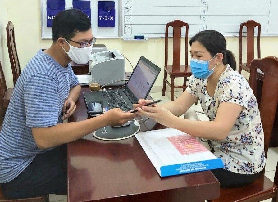  Các trường sẽ có tổ công tác hỗ trợ tuyển sinh trực tuyến để hướng dẫn phụ huynh