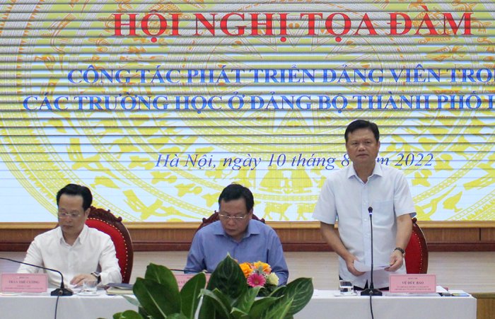  Trưởng ban Tổ chức Thành ủy Vũ Đức Bảo phát biểu tại hội nghị