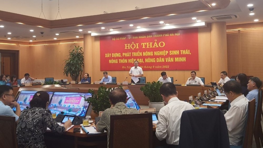  Toàn cảnh hội thảo.
