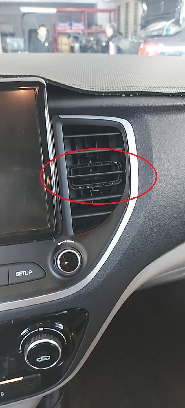 hyundai-accent-2021-loi-quat-gio-2
