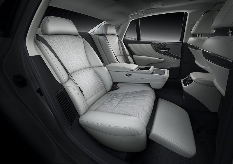 Nội thất Lexus LS 2021_3