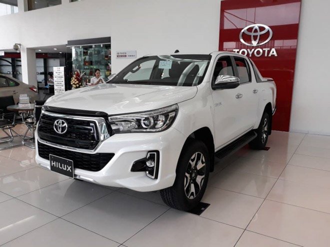 Toyota-Hilux-trieu-hoi-xe-3