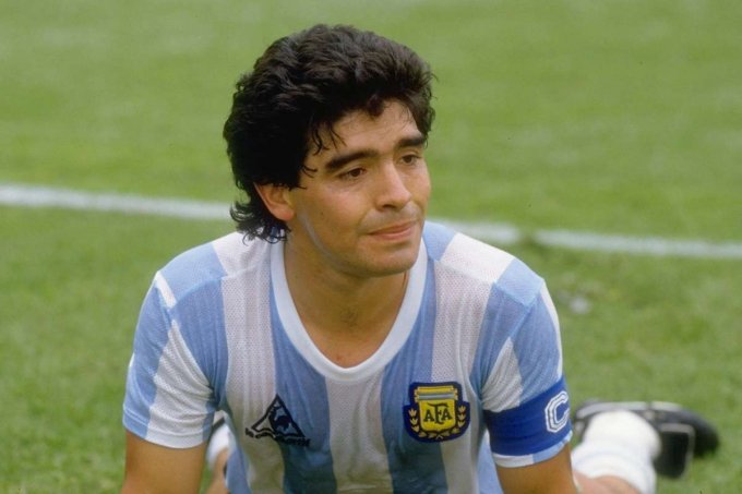diego-maradona_1he16mjk7snu41hlxplxthpqrr