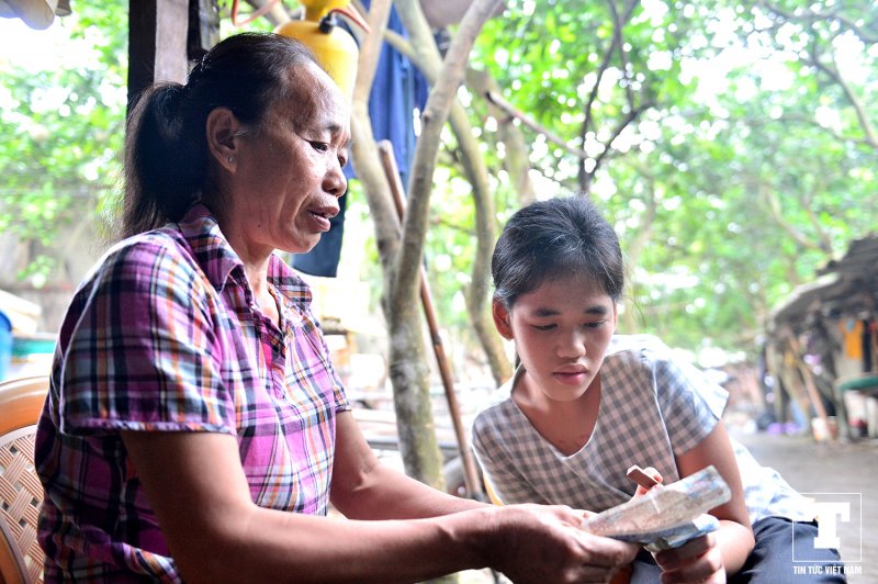 Mẹ con cô dung