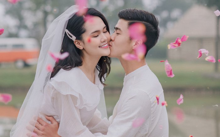 Duy Mạnh và Quỳnh Anh đang rất hạnh phúc.