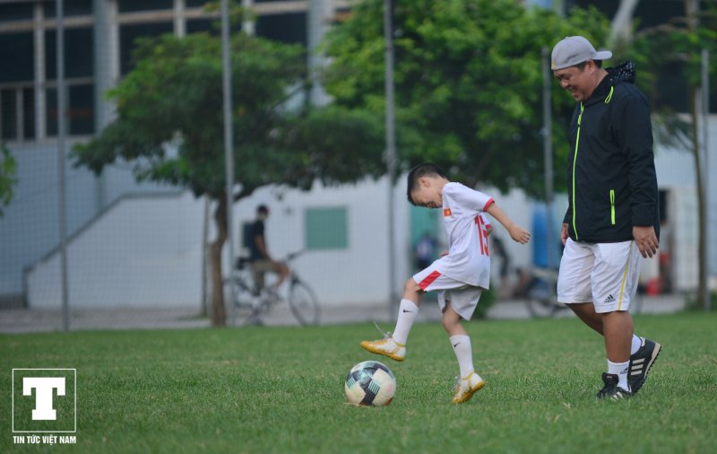 Thậm chí còn đòi lừa cả thành viên trong BHL CLB Nam Định.