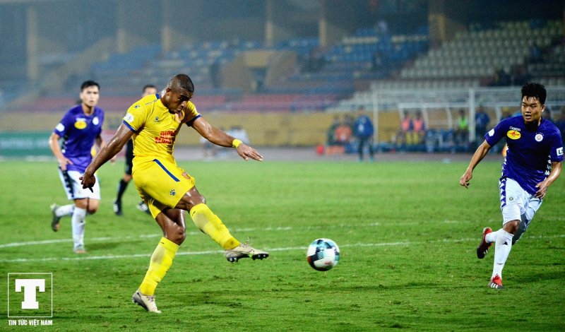 Thậm chí, Rafaelson còn ghi nhiều bàn thắng hơn Đỗ Merlo với 4 bàn sau 4 trận tính đến thời điểm hiện tại.