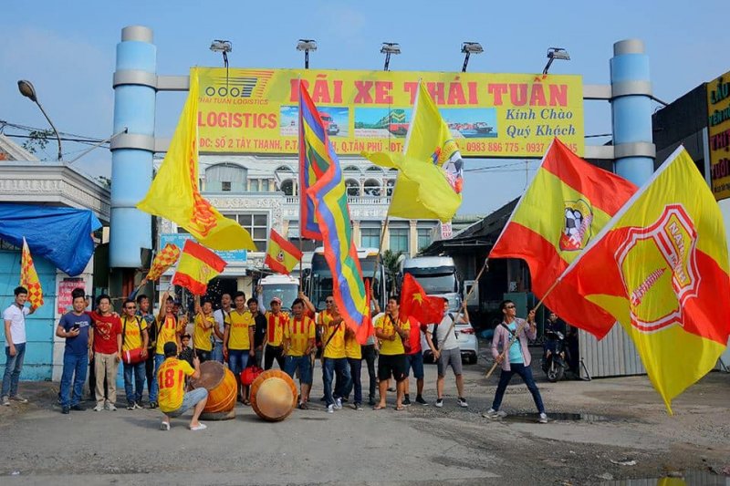 Ngoài các CĐV Nam Định tại phía Bắc, theo tìm hiểu, còn các CĐV Nam Định khu vực phía nam, Tây Nguyên, số lượng có thể lên đến khoảng 2.000 CĐV sẽ phủ vàng khán đài Pleiku.