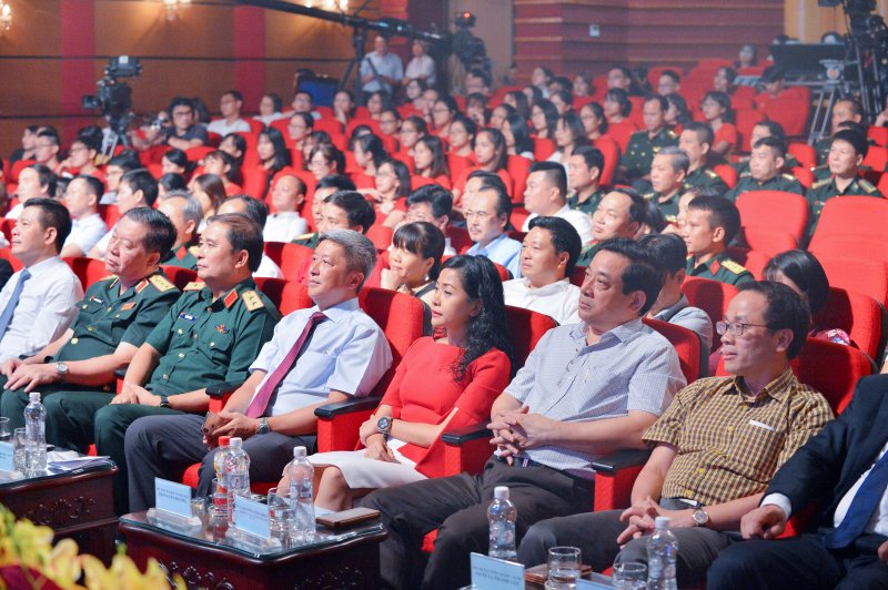 Toàn cảnh chương trình.