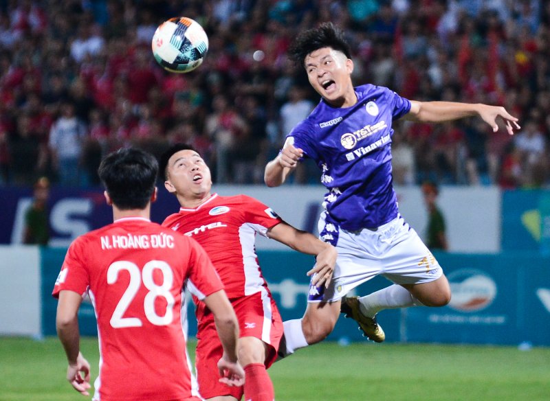 Những phút còn lại, cả hai chơi thế trận chắc chắn và cầm chân nhau với tỷ số 1-1.