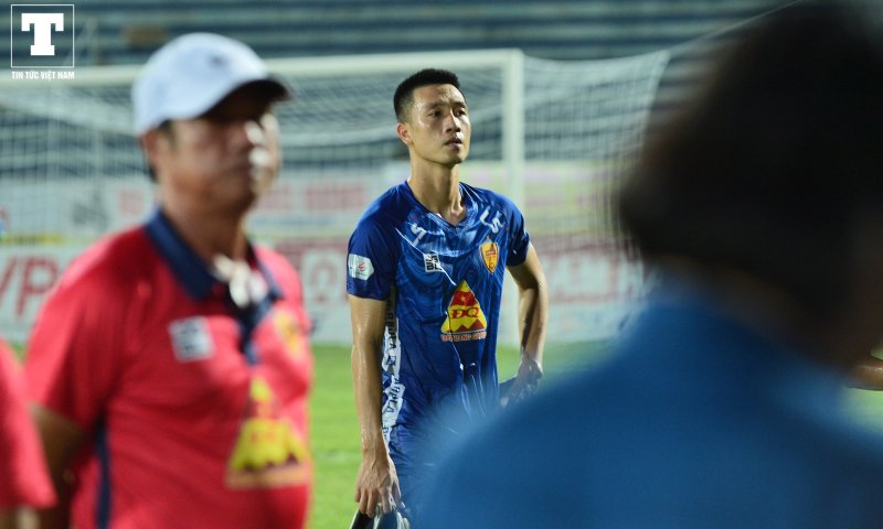 Khuôn mặt thất thần của Huy Hùng.