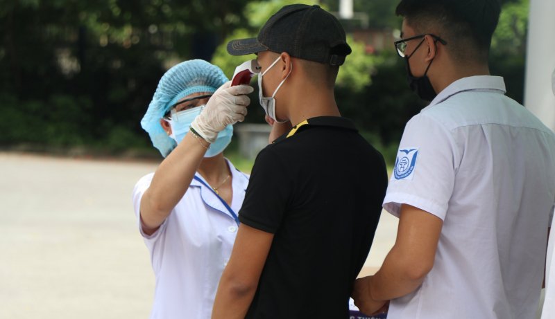 Hà Nội năm nay là địa phương có số thí sinh đông nhất cả nước. Riêng học sinh lớp 12, Hà Nội có 75.465, tăng khoảng 3000 so với năm 2019. Toàn thành phố có 143 điểm thi với 3336 phòng thi.