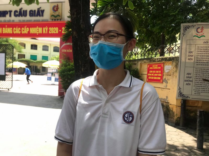 Thí sinh Quỳnh Anh, học sinh trường THPT Yên Hoà.