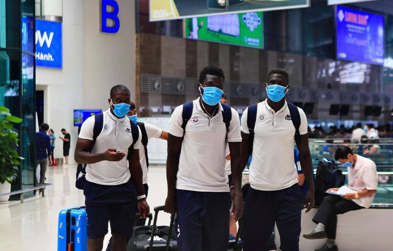 Ở 2 vòng đấu cuối giai đoạn một V.League 2020, tất cả trận đấu cùng được diễn ra lúc 17h. Sau khi làm khách trước Quảng Nam, CLB Hà Nội trở về sân nhà đón tiếp đội Thanh Hóa.