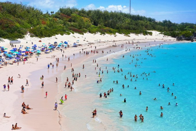 Bãi biển Pink Sand ở Philippines
