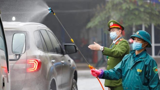Đài 7NEWS dành nhiều lời khen cho công tác chống dịch của Việt Nam. Ảnh: Reuters