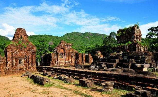 Thánh địa Mỹ Khê.