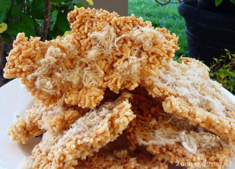 Cơm cháy ruốc - Đặc sản Ninh Bình.