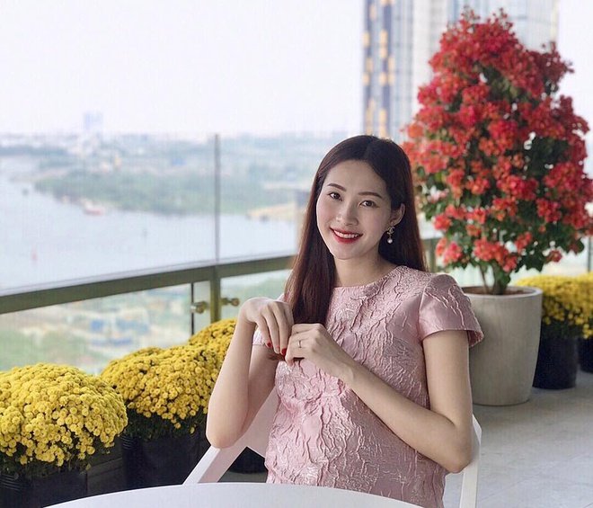 Đang bầu bí ở ẩn, vì sao Hoa hậu Đại dương không nghỉ ngơi mà lại bán hàng online là câu hỏi gây tò mò.