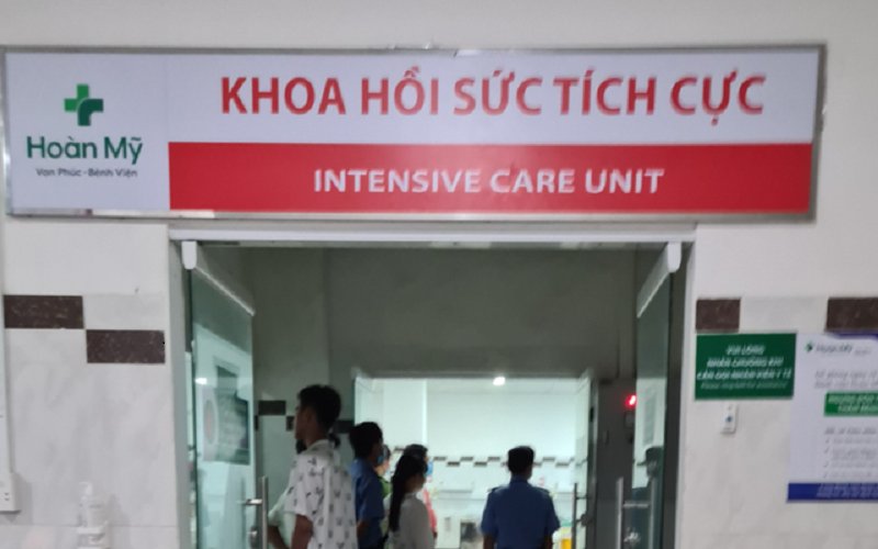 bệnh nhân được chuyển về khoa Hồi sức, tiếp tục quá trình hồi sức tích cực nhưng tình trạng không cải thiện. 14h30 cùng ngày, bệnh nhân tử vong.